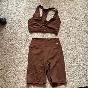 Gymshark whitney simmons brown 2 piece sports bra XS bike shorts small